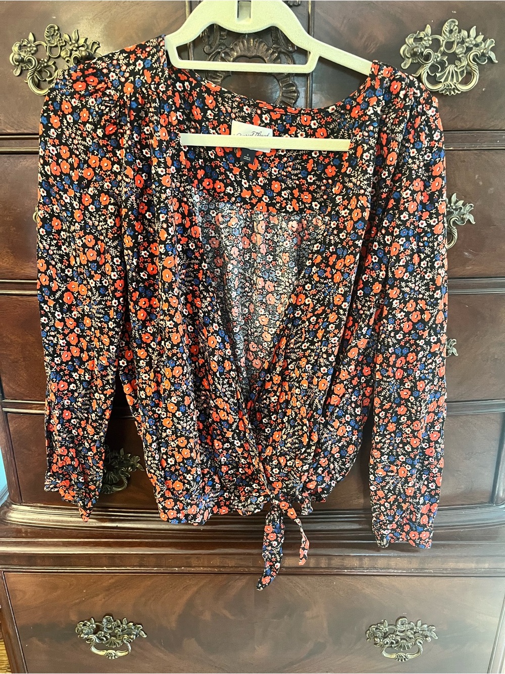 Universal Thread Black Floral Tie-Front Wrap Blouse with Red and Blue Flowers